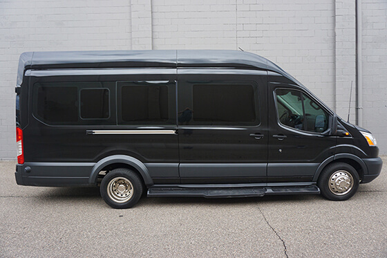 shuttle party bus rental in evansville, indiana